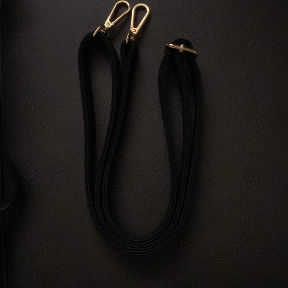 VINCE CAMUTO Leather Tote Purse NWT - Picture 12 of 12